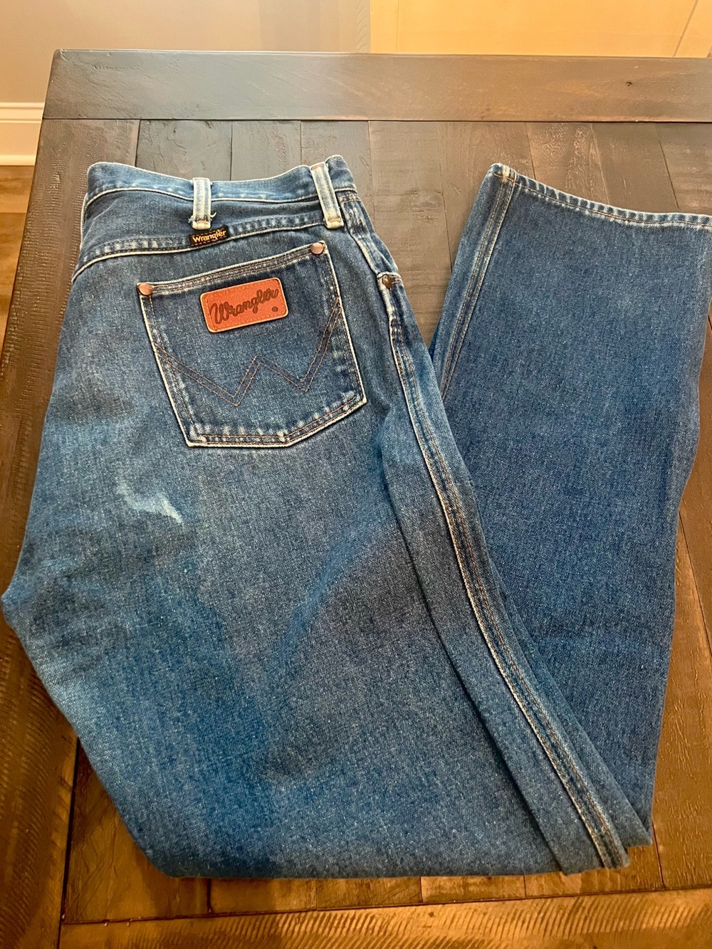 Vintage 90s Wrangler Men's Medium Blue Straight-Leg Jeans